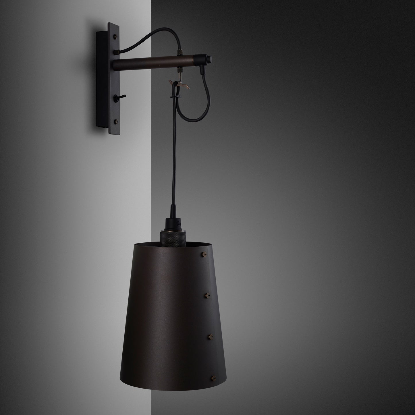 Hooked Wall/ Large/ Graphite smoked bronze
