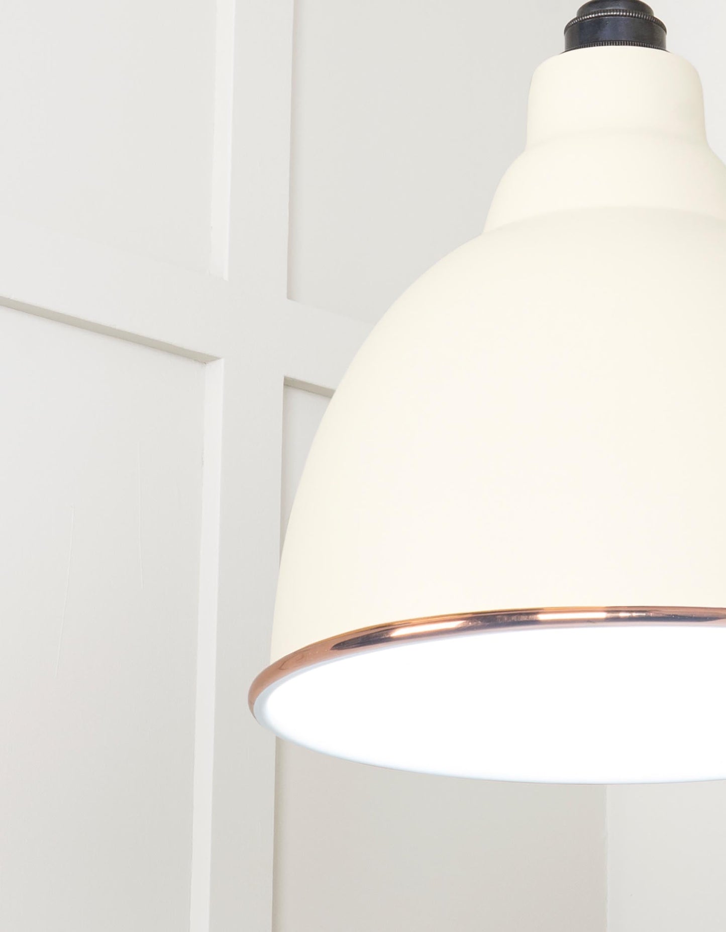 White Gloss Brindley Pendant Light Teasel, Detailed close up view of pendant.