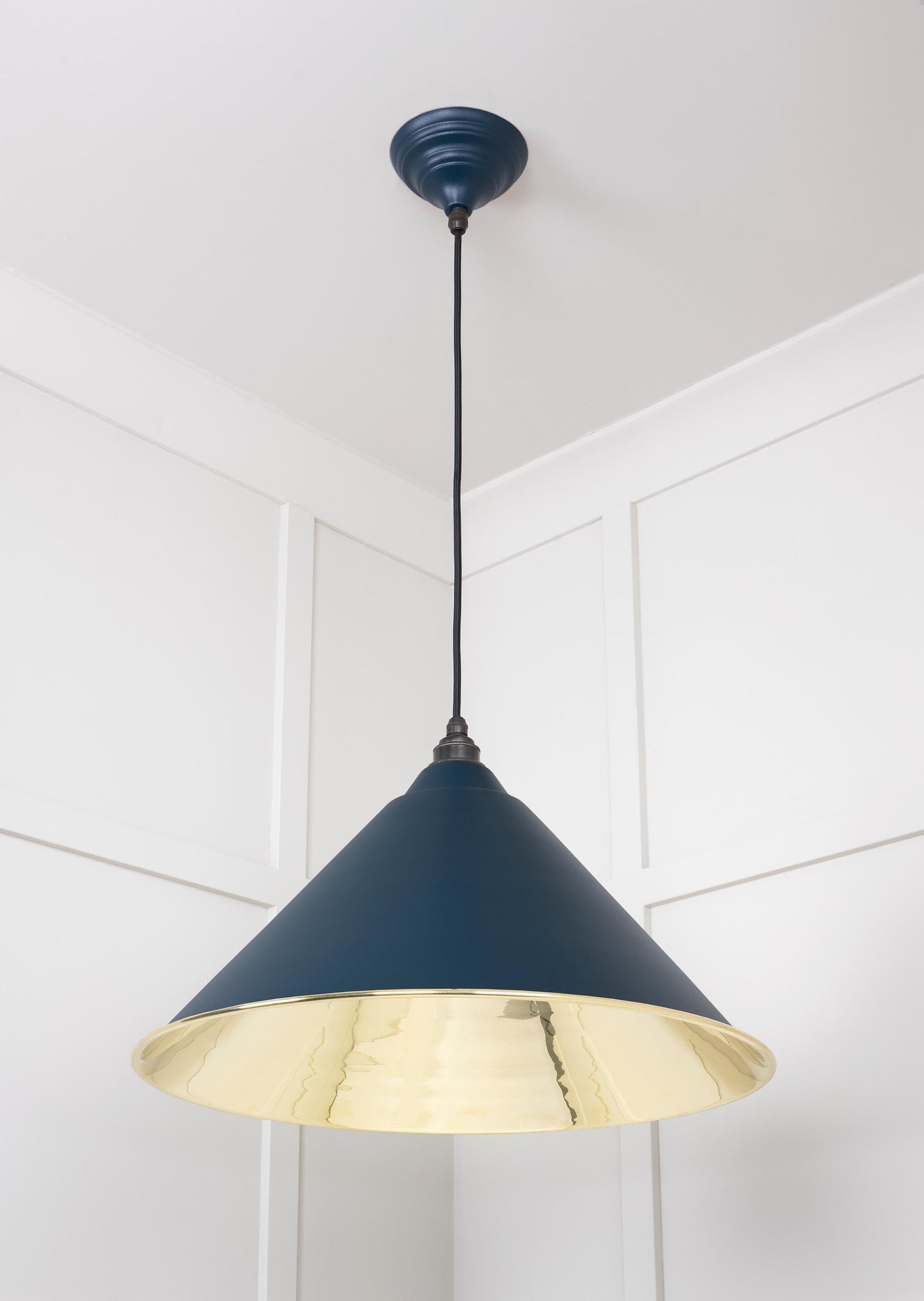 Smooth Brass Hockley Pendant Light Dusk, Underside.