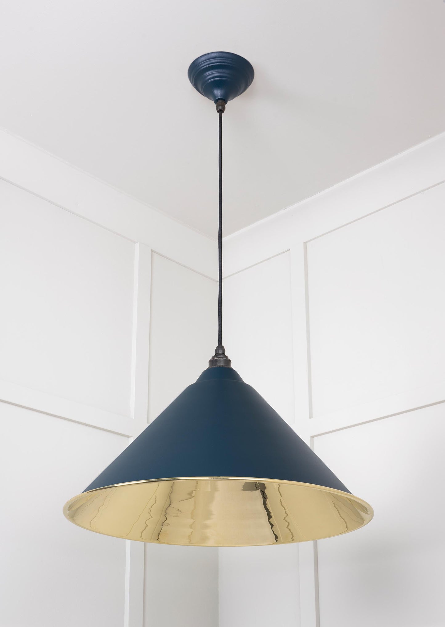 Smooth Brass Hockley Pendant Light Dusk, Underside.