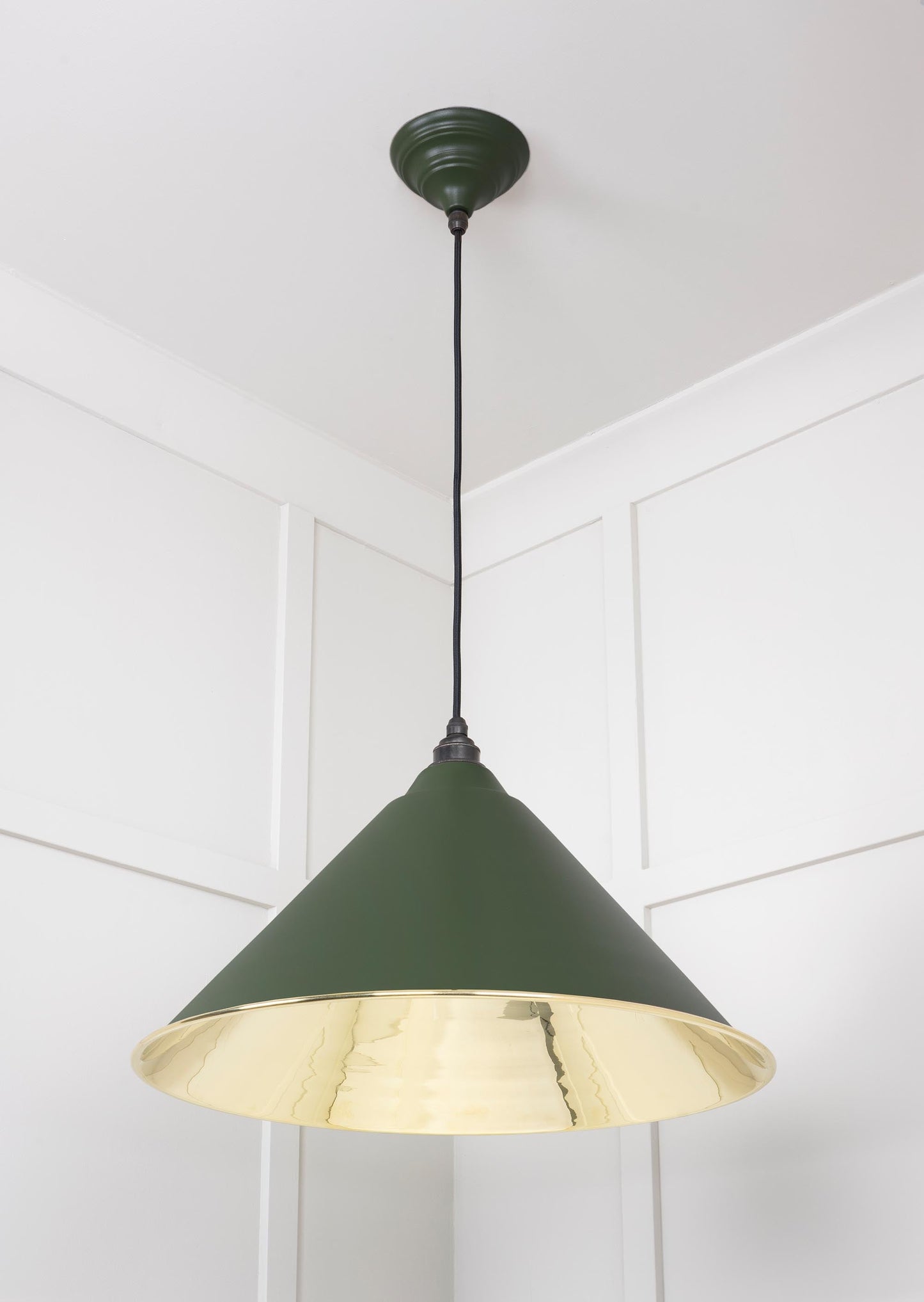 Smooth Brass Hockley Pendant Light Heath, Underside.