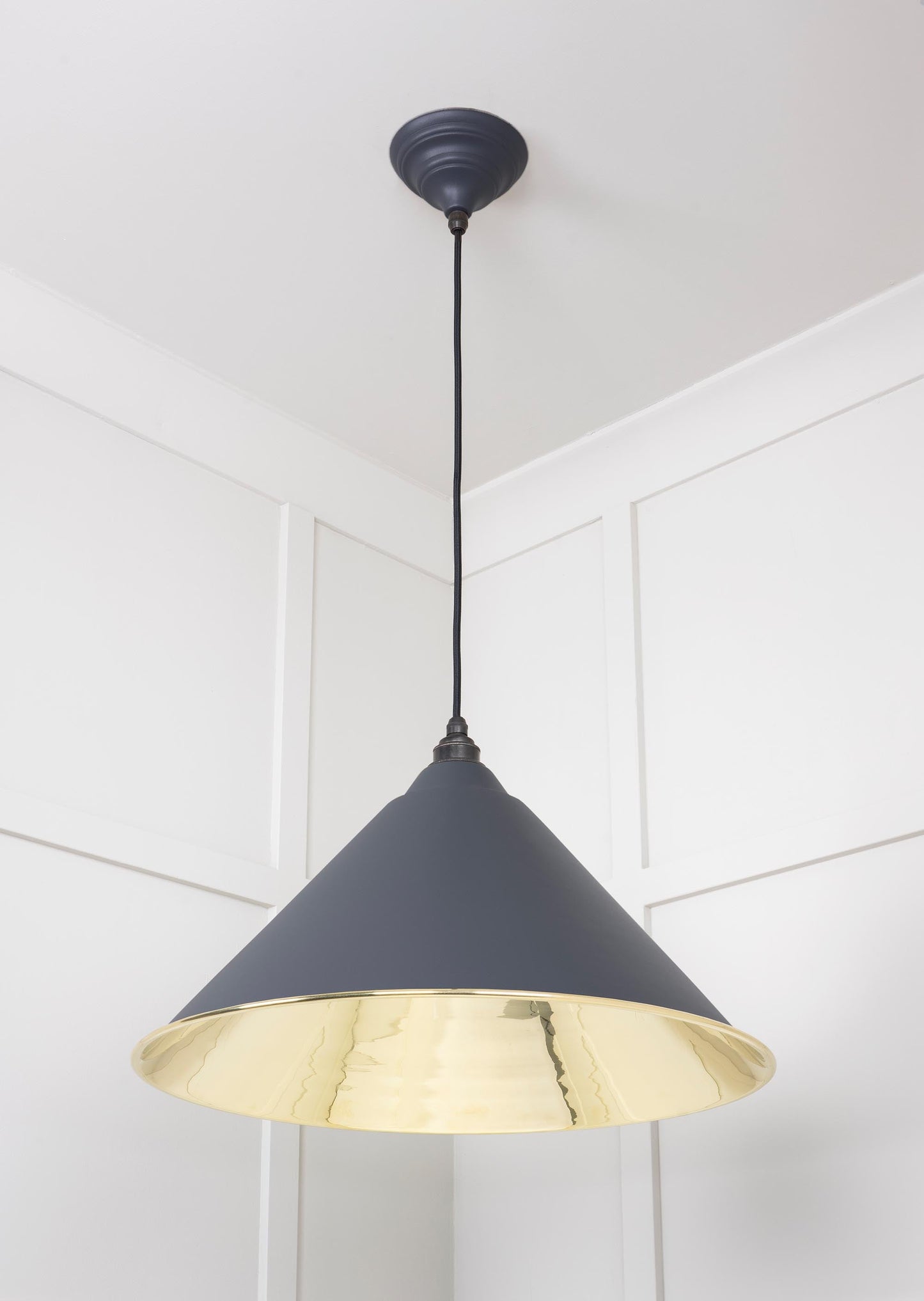 Smooth Brass Hockley Pendant Light Slate, Underside.