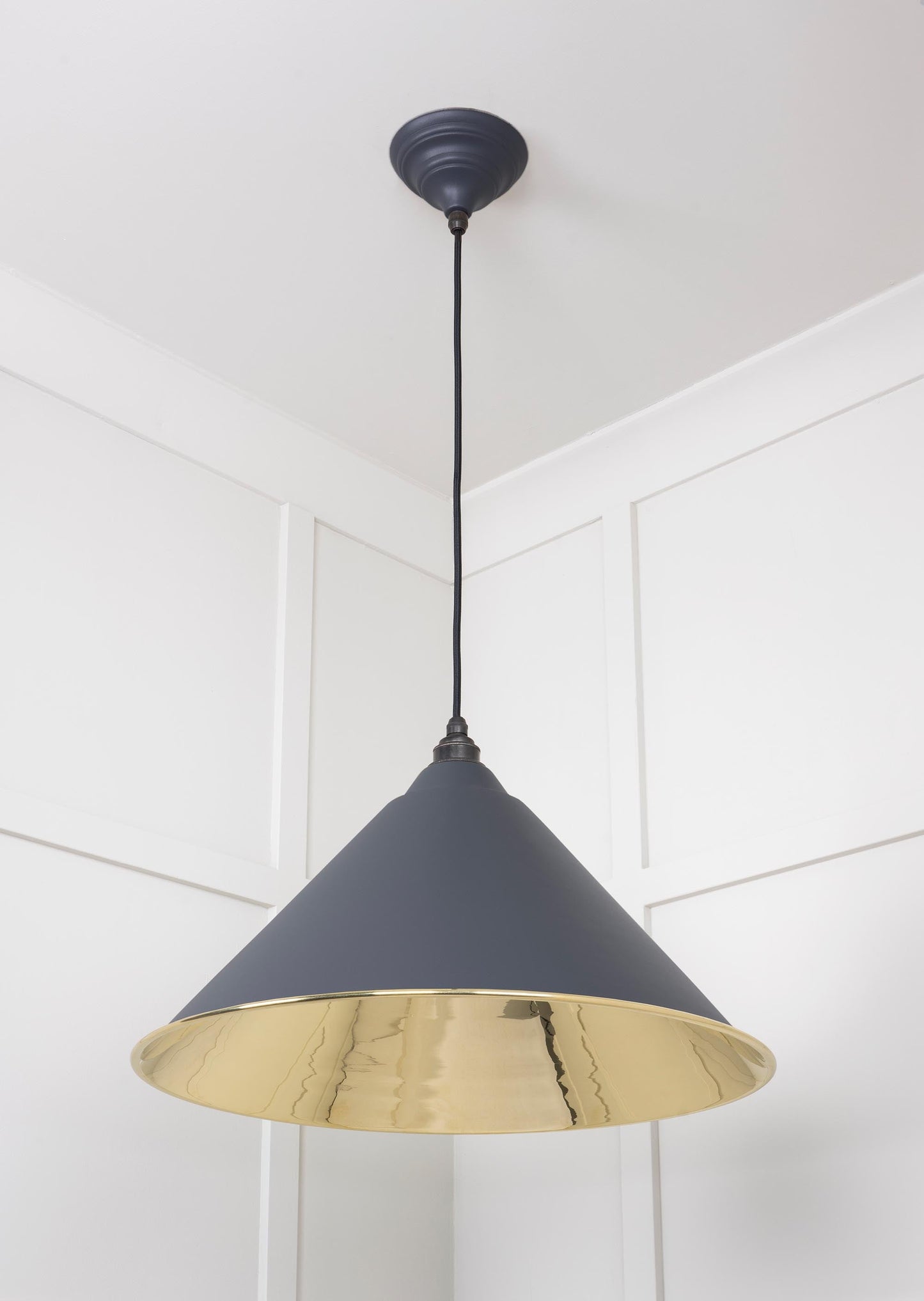 Smooth Brass Hockley Pendant Light Slate, Underside.