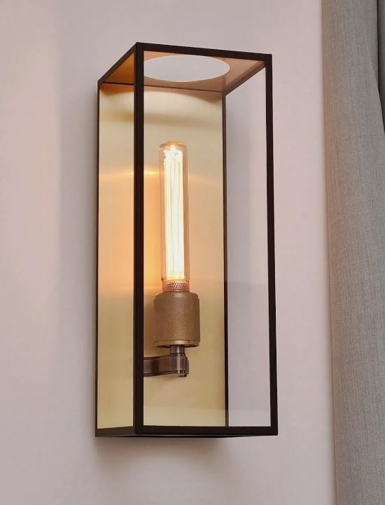 Finchley Wall Lantern