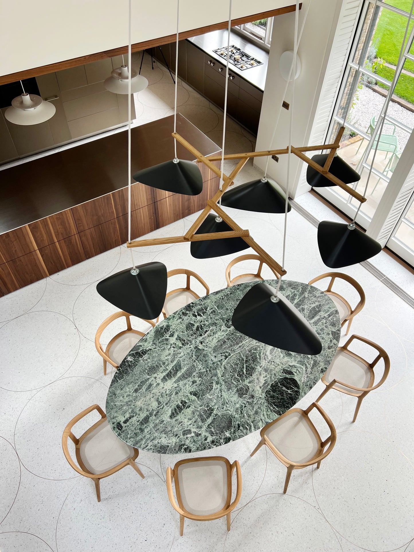 Moss Emily Group of Seven Lamp