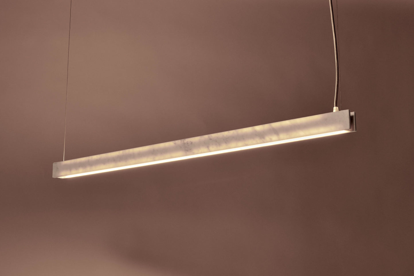Profilo H Pendant Light, front on with background