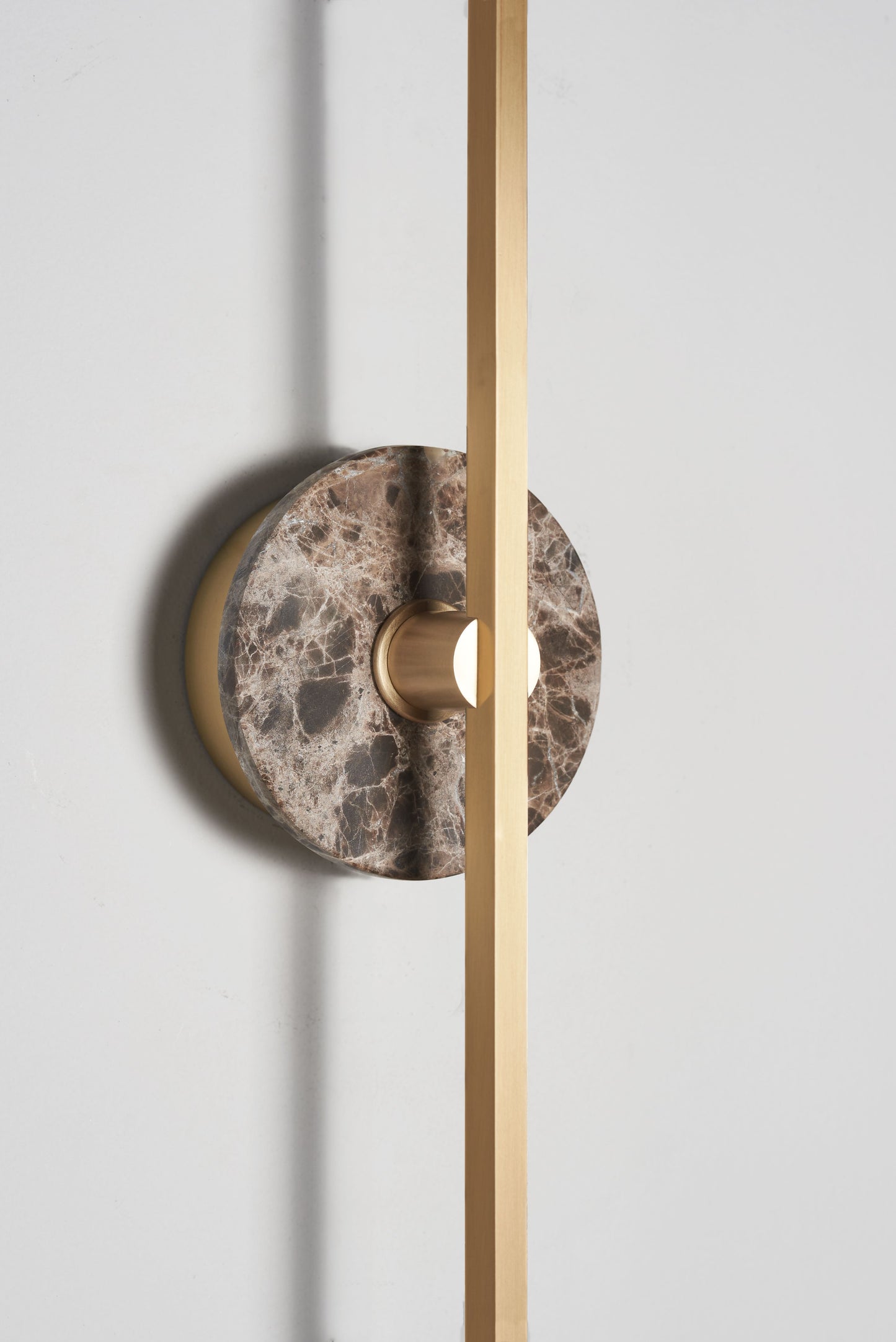 Stick Wall Light brass & Black marble, close up view fitting