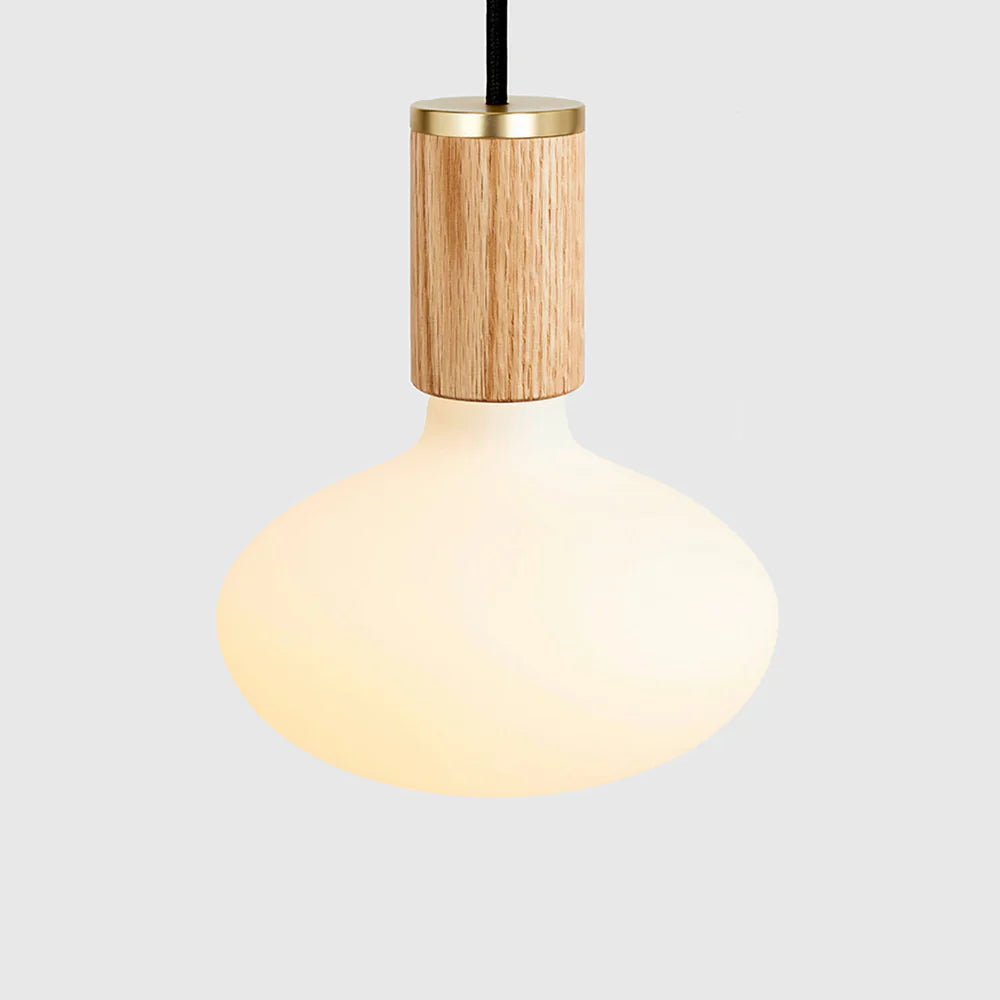 Oval Pendant Oak still 1