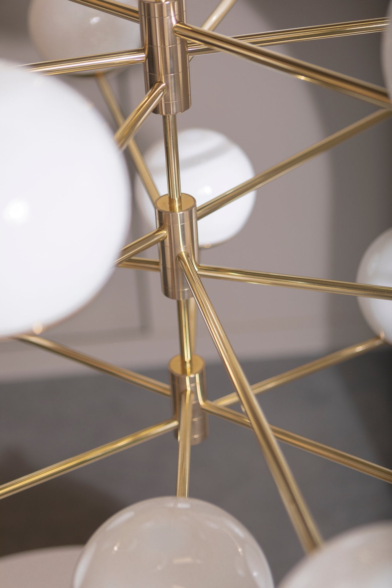 Ball & Hoop S19-04 Chandelier