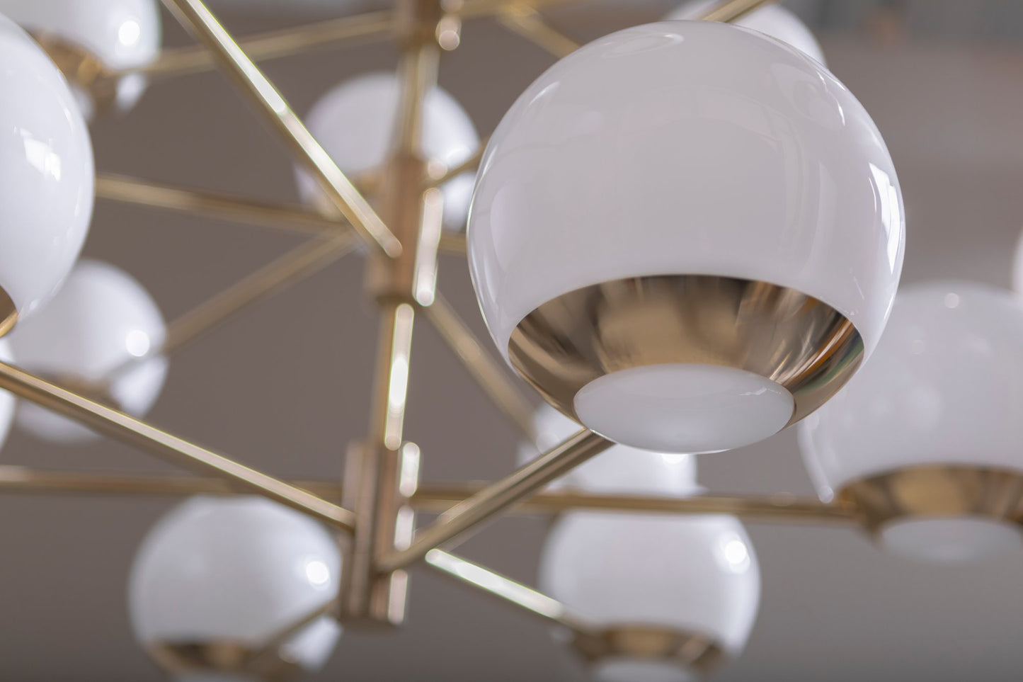 Ball & Hoop S19-04 Chandelier