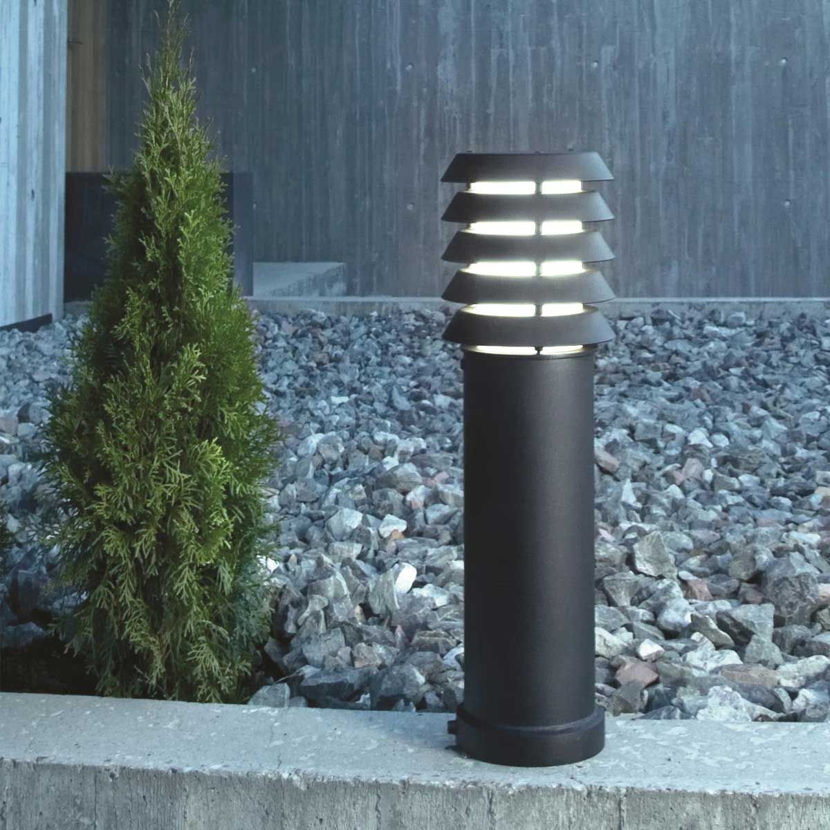 Alta Light Medium Bollard in Black