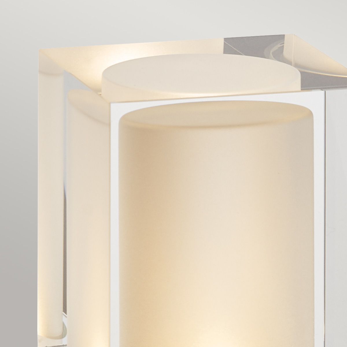 Arendal Medium Bollard in Black