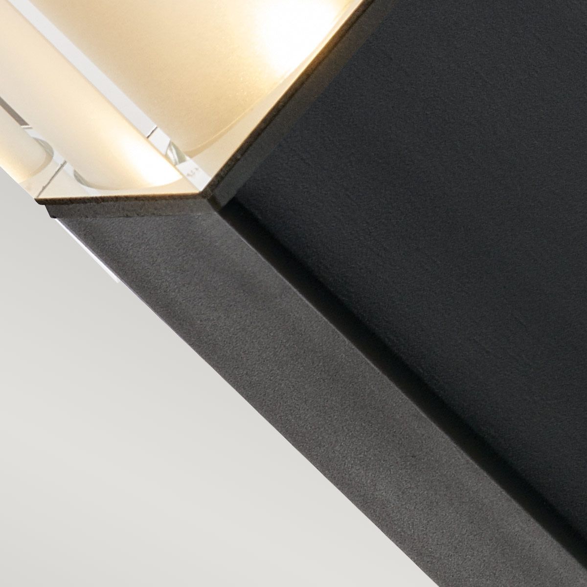 Arendal Medium Bollard in Black