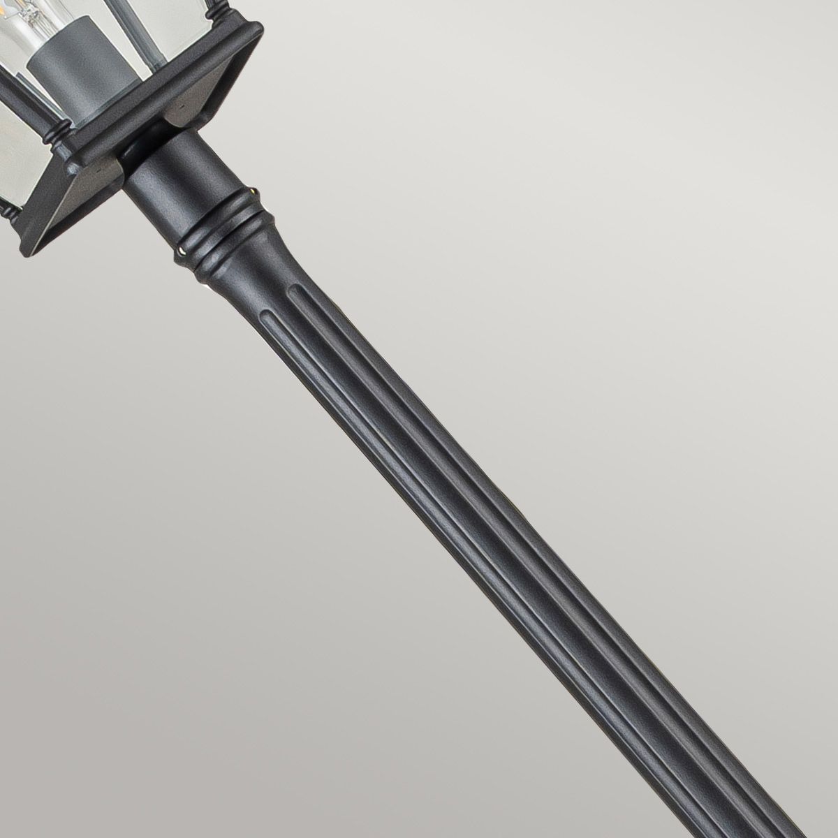 Bayview Light Lamp Post in Black