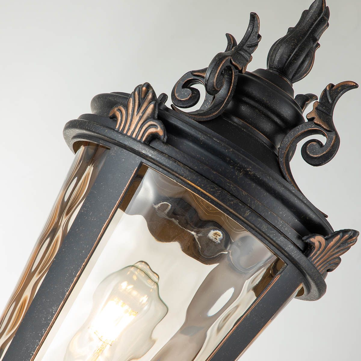 Baltimore Light Medium Pillar in Weathered Bronze
