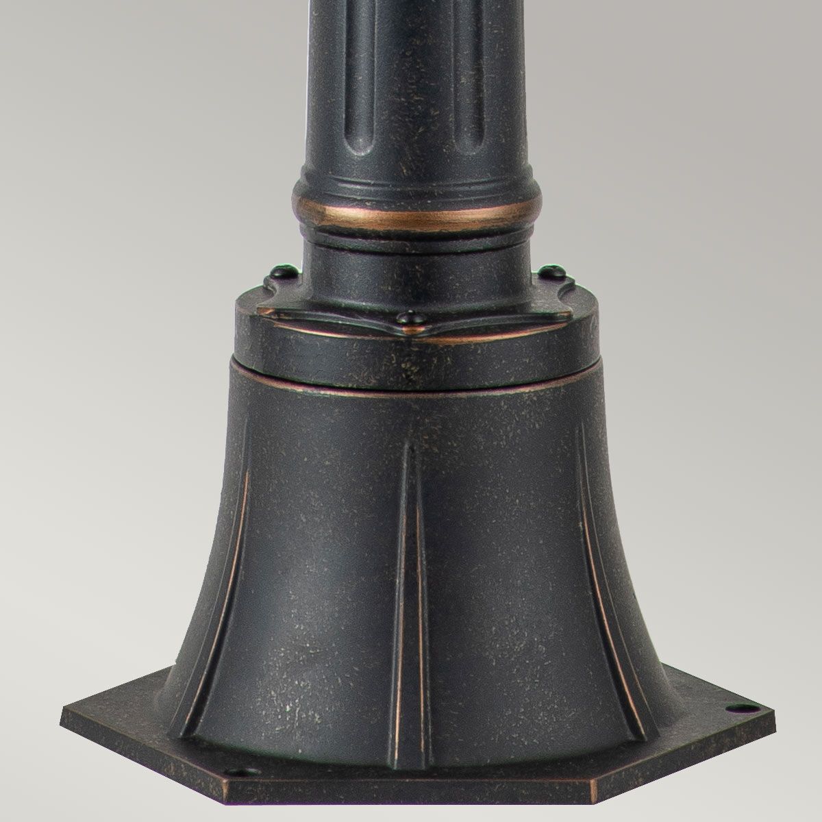 Baltimore Light Medium Pillar in Weathered Bronze