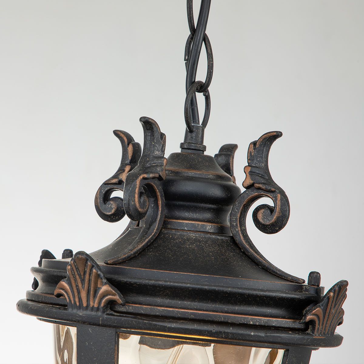Baltimore Light Medium Chain Lantern in Weathered Bronze