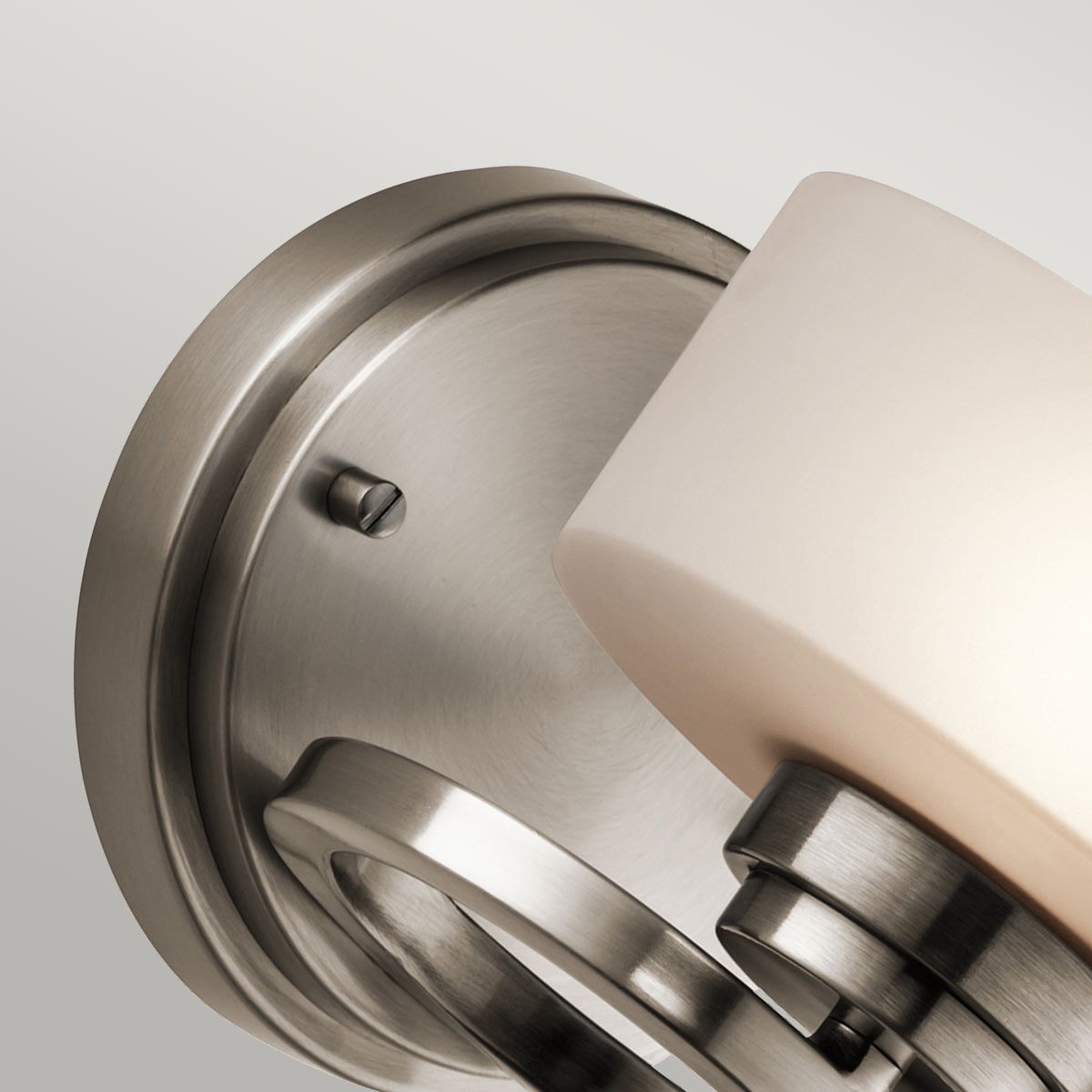 Aleeka In Light Wall Light In Classic Pewter