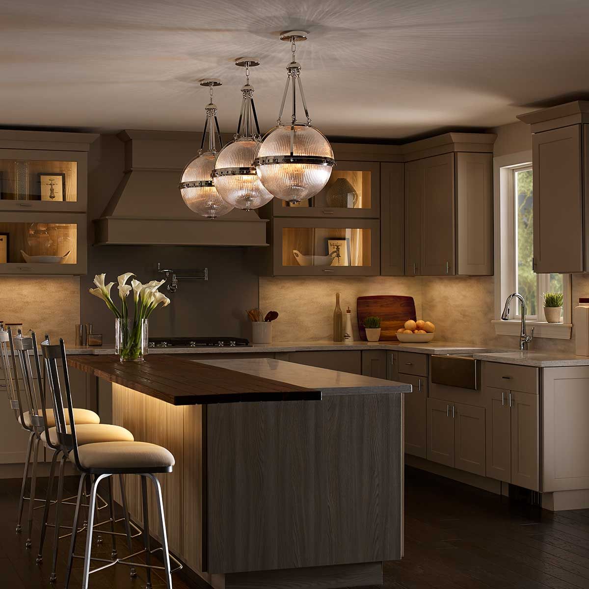 Aster Light Pendant in Polished Nickel