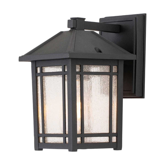 Cedar Point Light Wall Lantern in Small in Black