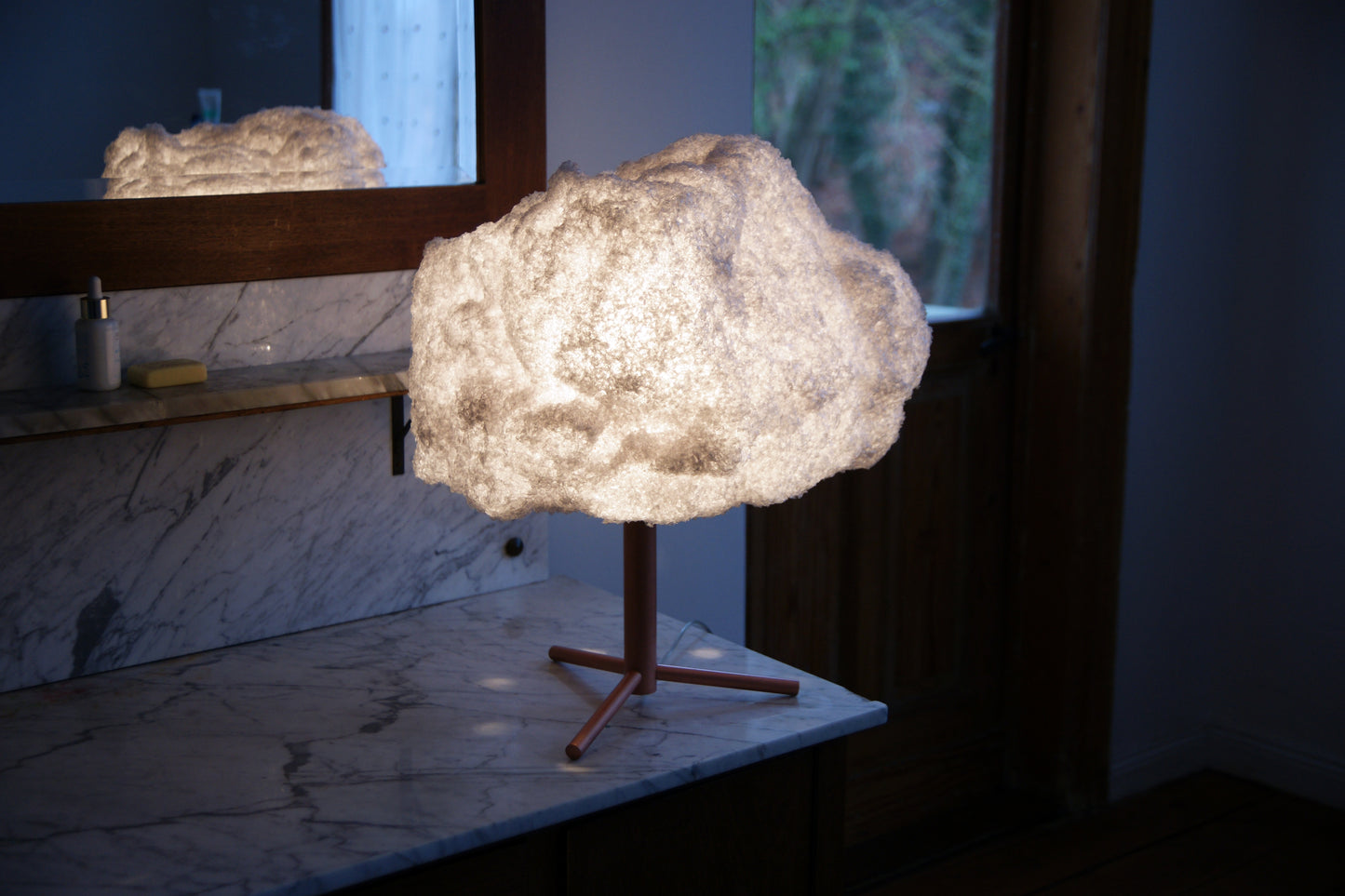 Storm Table Light white, in setting