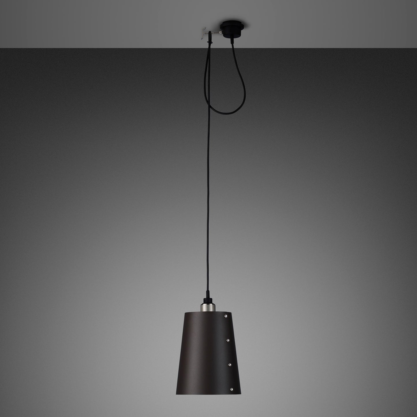 Hooked 1.0 Large Pendant Light / Graphite Steel, front view.