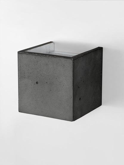[B3] Dark Wall Light Cubic still 1