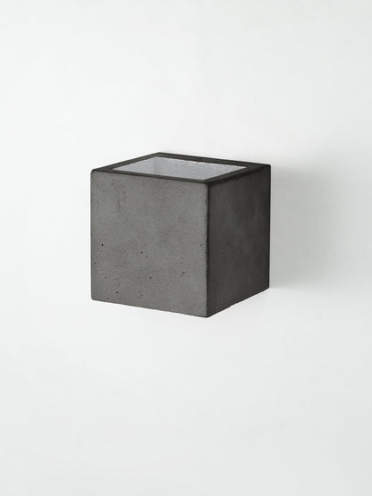 [B9] Dark Wall Light Cubic Small still 3