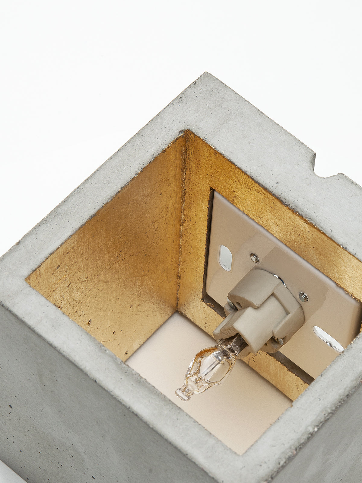 [B9] Wall Light Cubic Small still 7