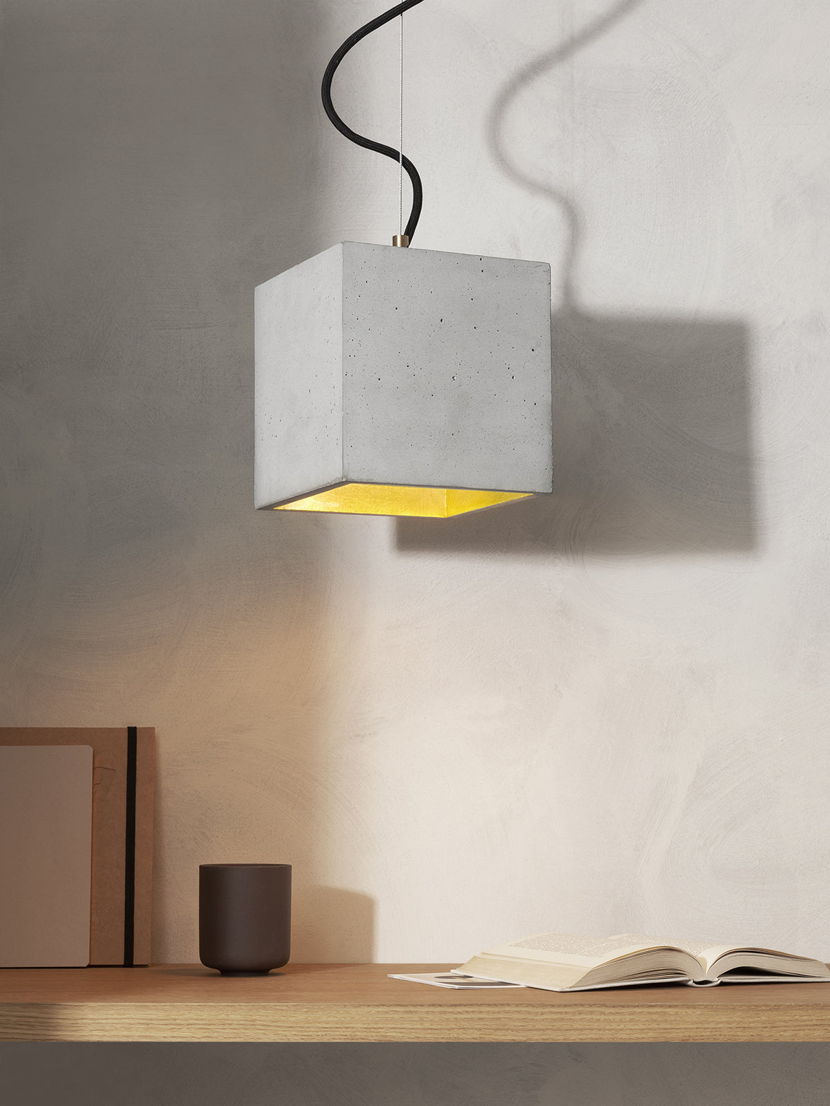 [B5] Pendant Light Cubic Big still 8