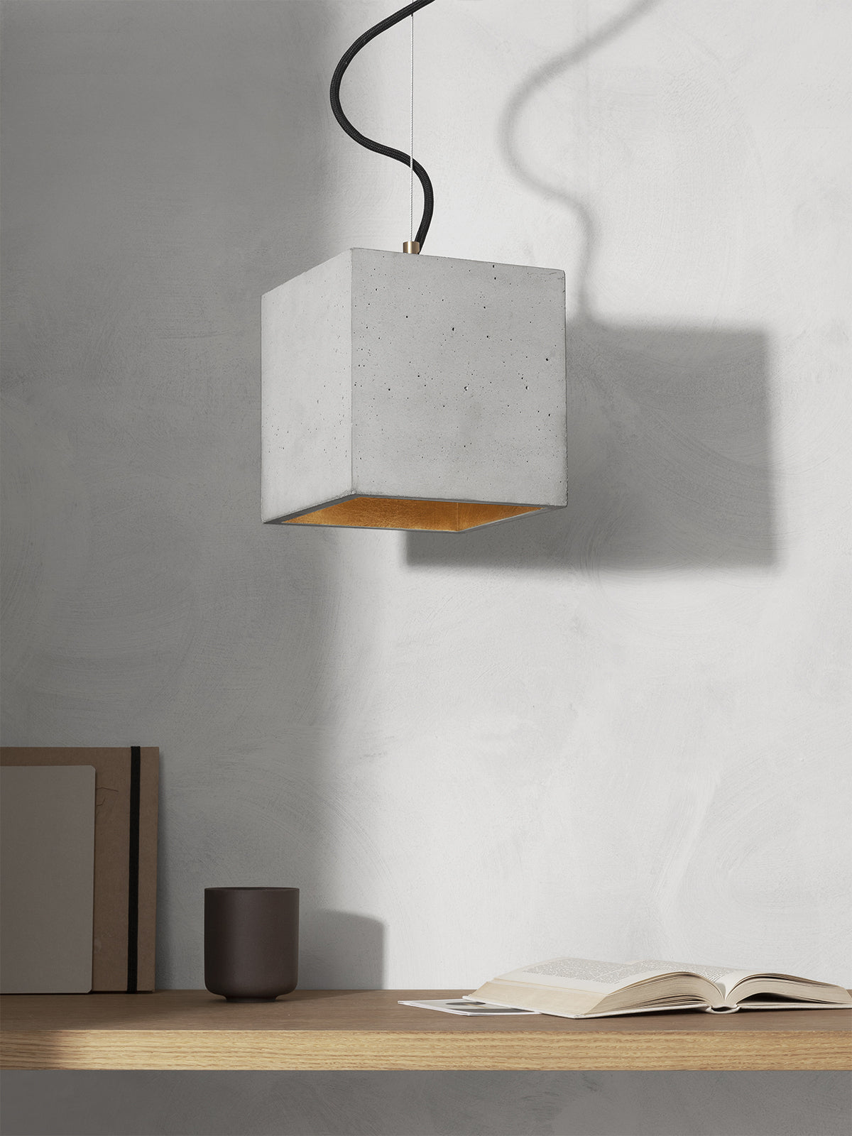[B5] Pendant Light Cubic Big still 7