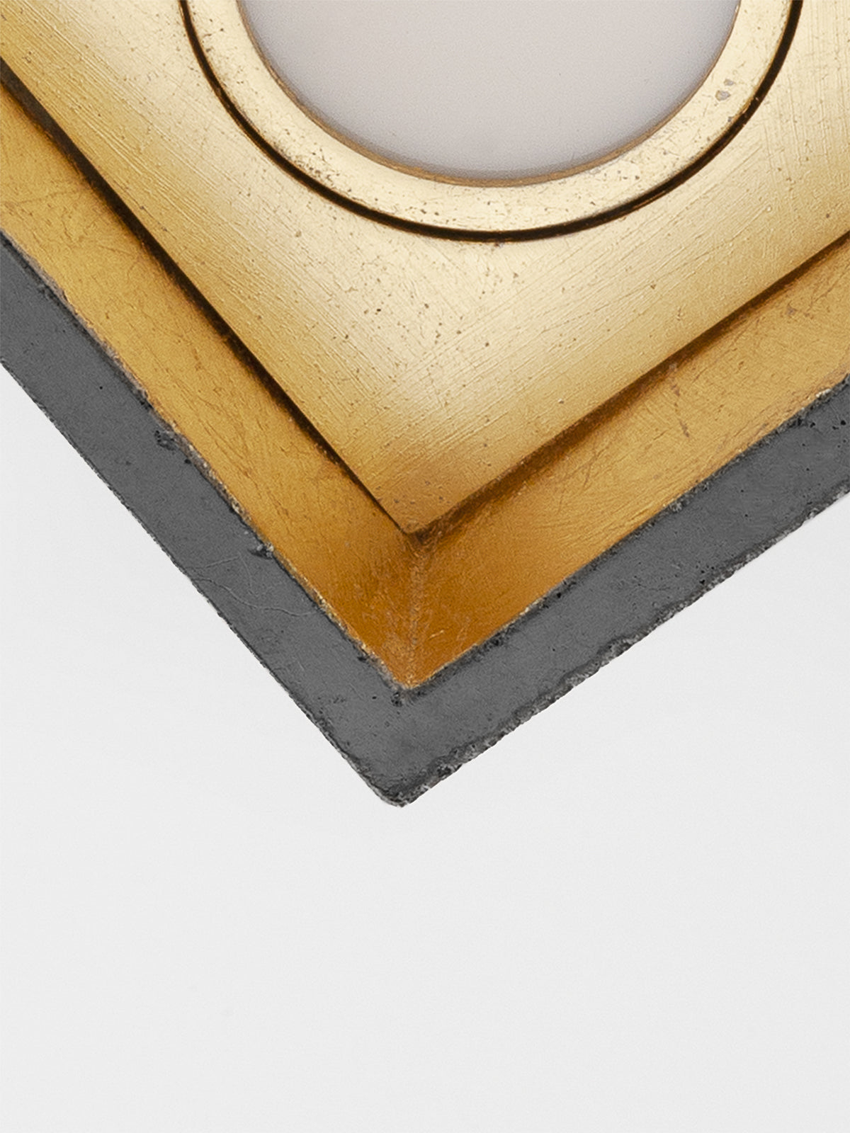 [B7] Dark Ceiling Spot Cubic still 8