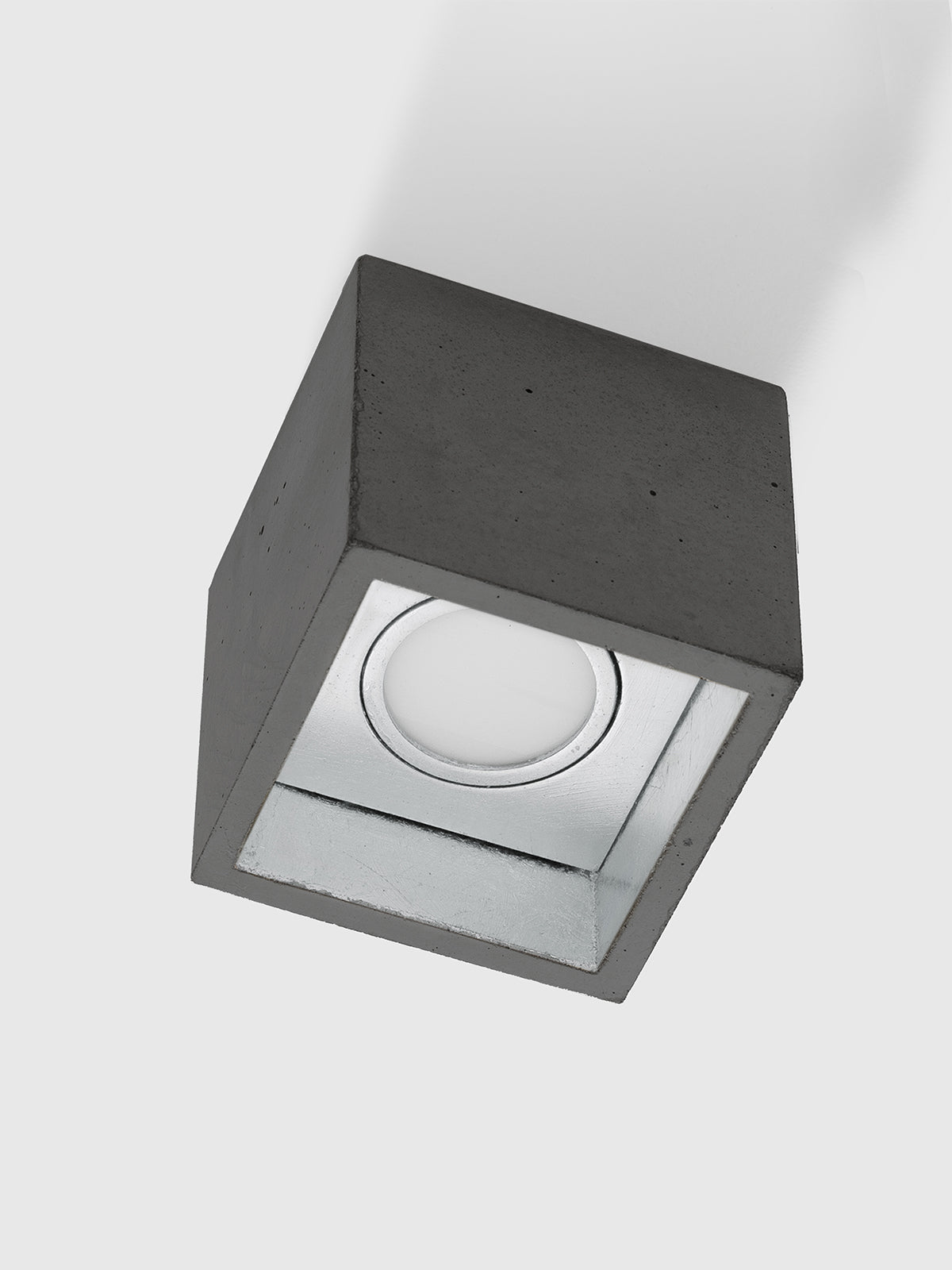 [B7] Dark Ceiling Spot Cubic still 1