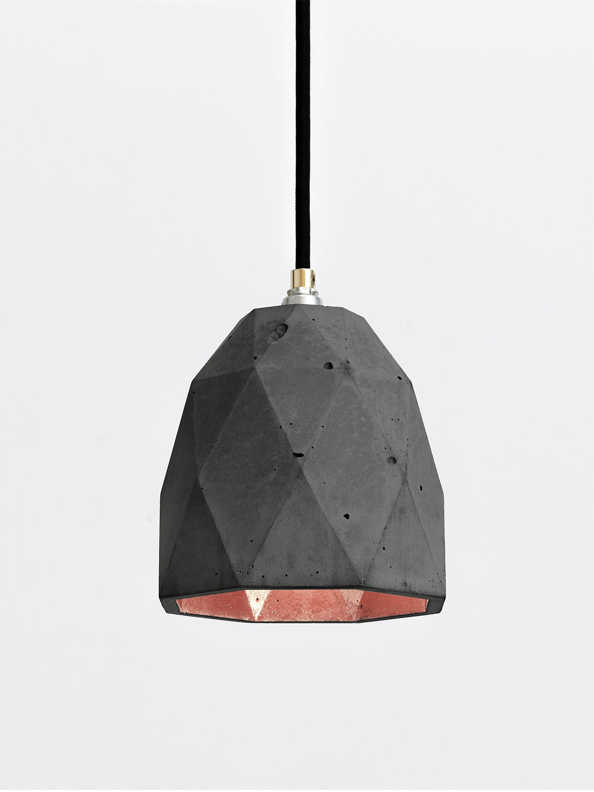 [T1] Dark Grey Pendant Light Triangle still 7