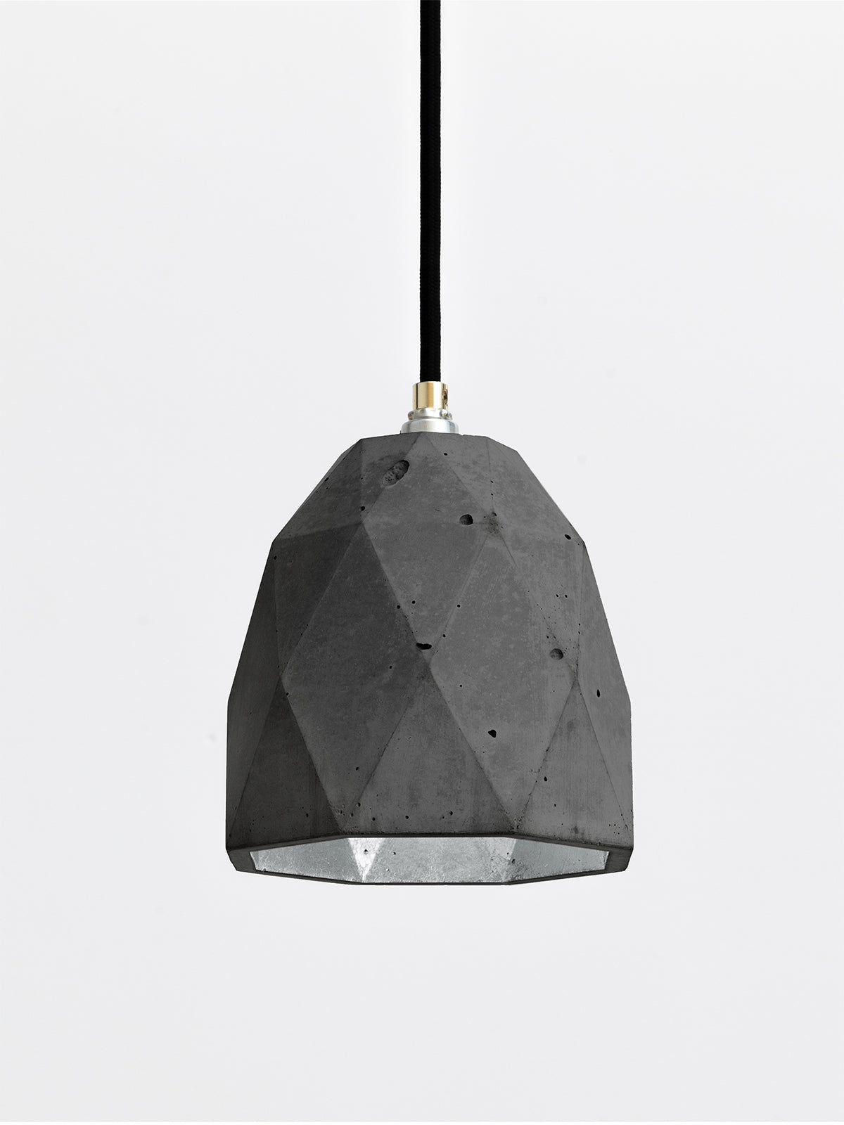 [T1] Dark Grey Pendant Light Triangle still 8
