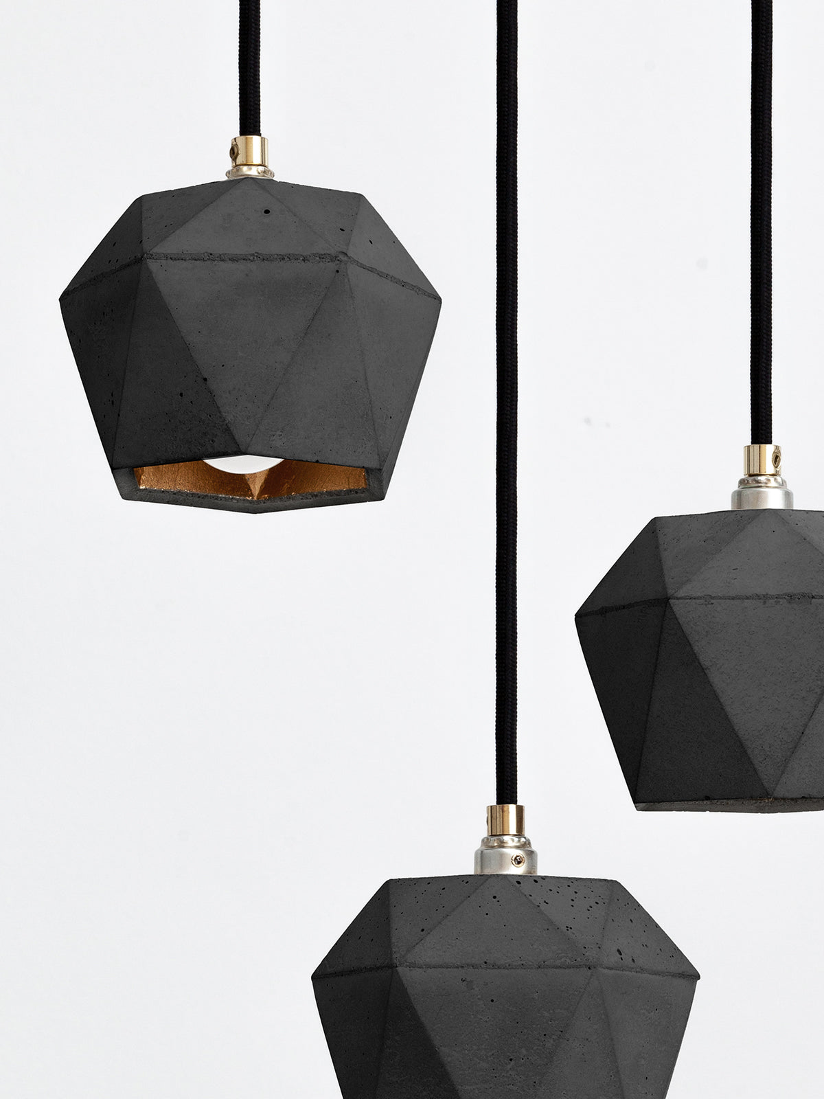 [T2] Bundle- Dark Pendant Light Triangle still 7