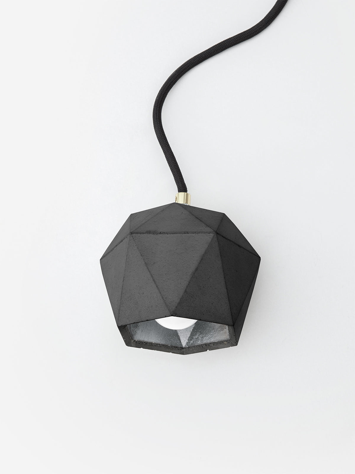 [T2] Up- Dark Table Light Triangle still 8
