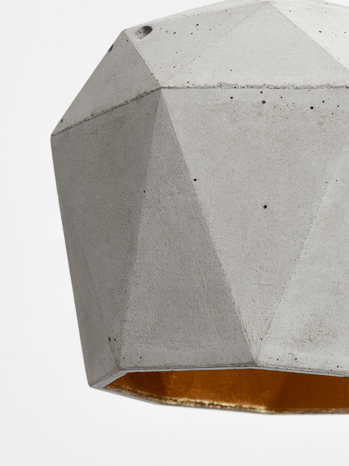 [T3] Pendant Light Triangle still 2