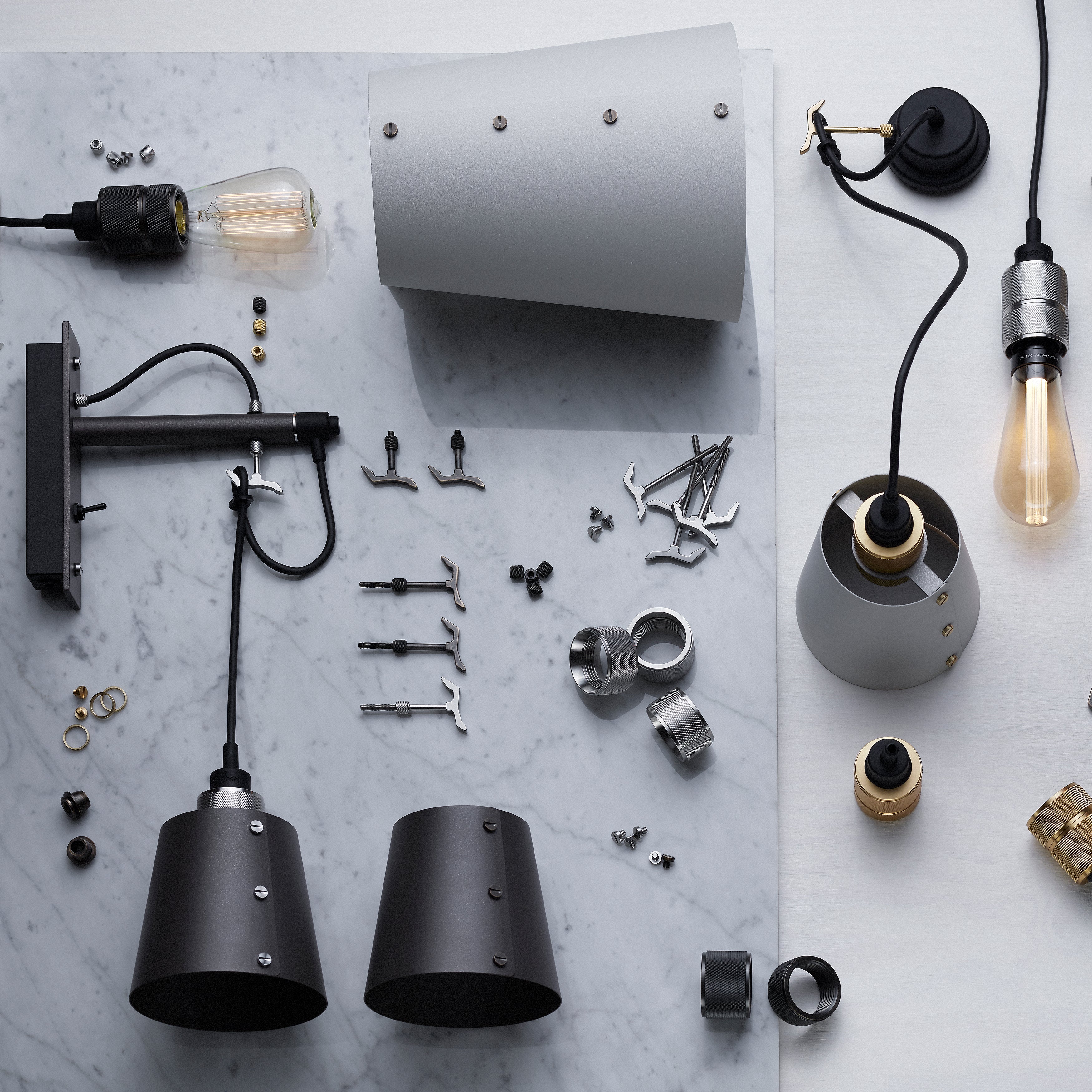 Hooked Wall/ Large/ Graphite smoked bronze product breakdown 