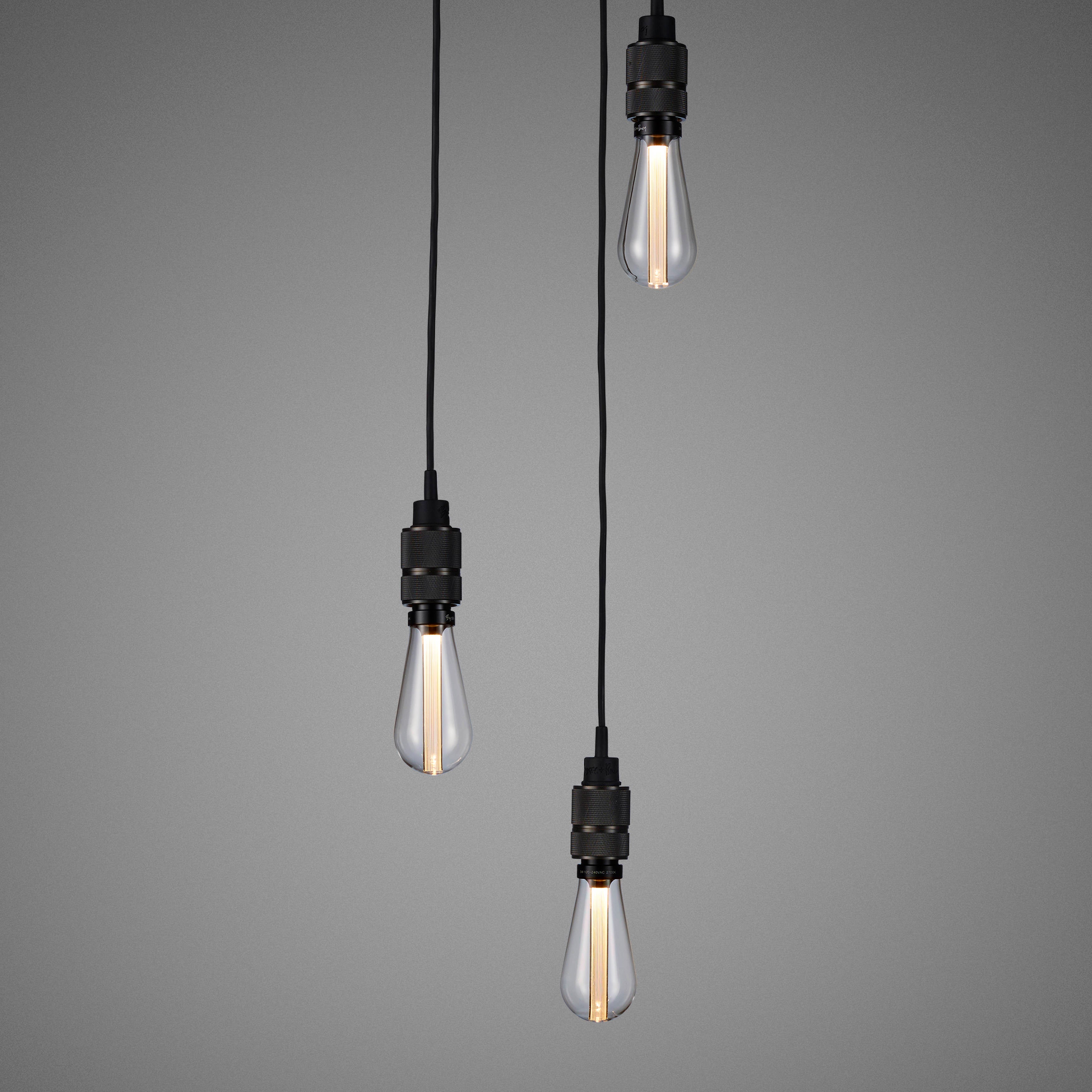 Smoked bronze Hooked 3.0 / Nude Pendant Celling light close up