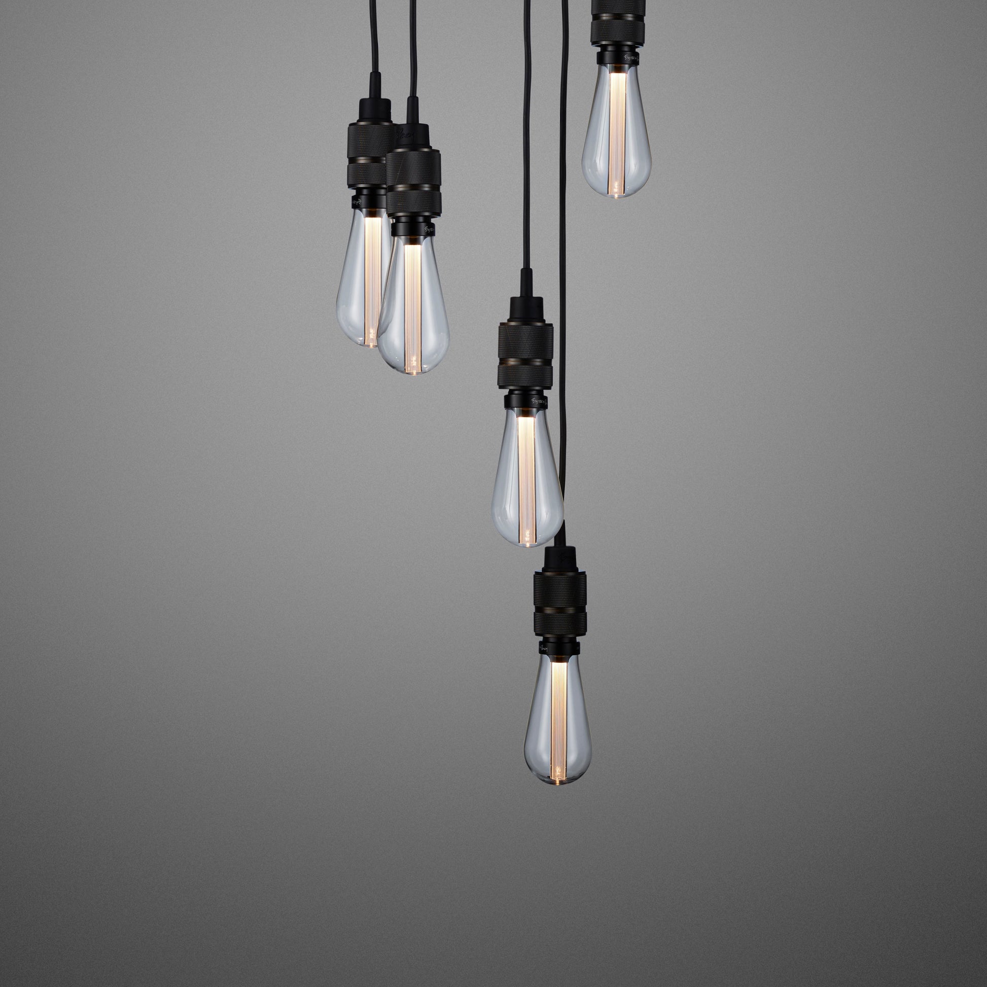 Smoked bronze Hooked 6.0 / Nude Pendant Celling light close up