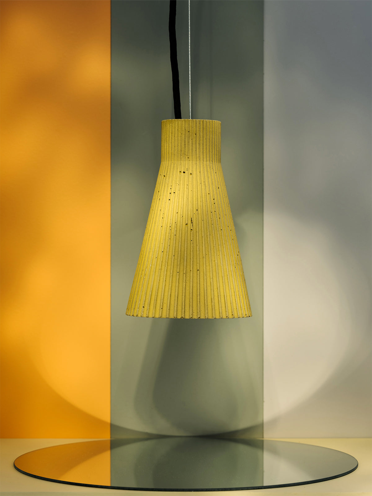 [S1] Hanging Pendant Light Fluted & Colourful still 24