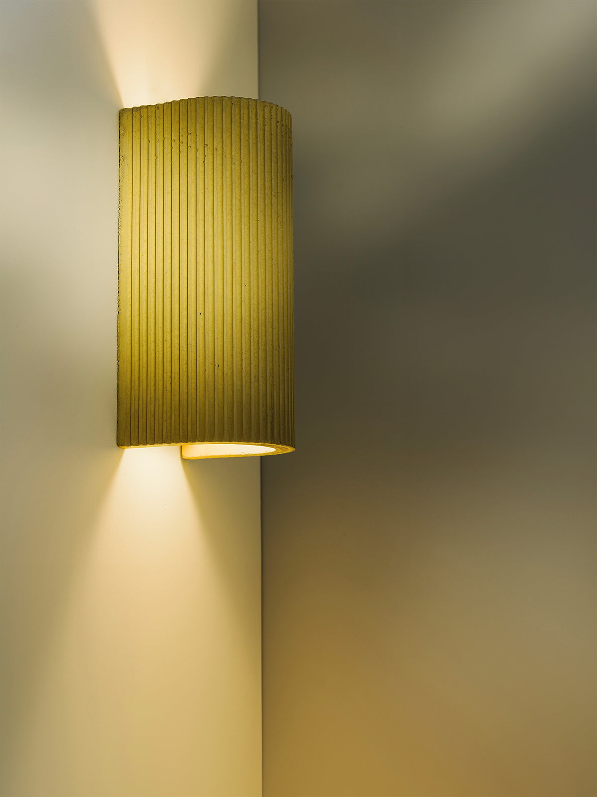 [S3] Wall Light Fluted & Colorful still 34