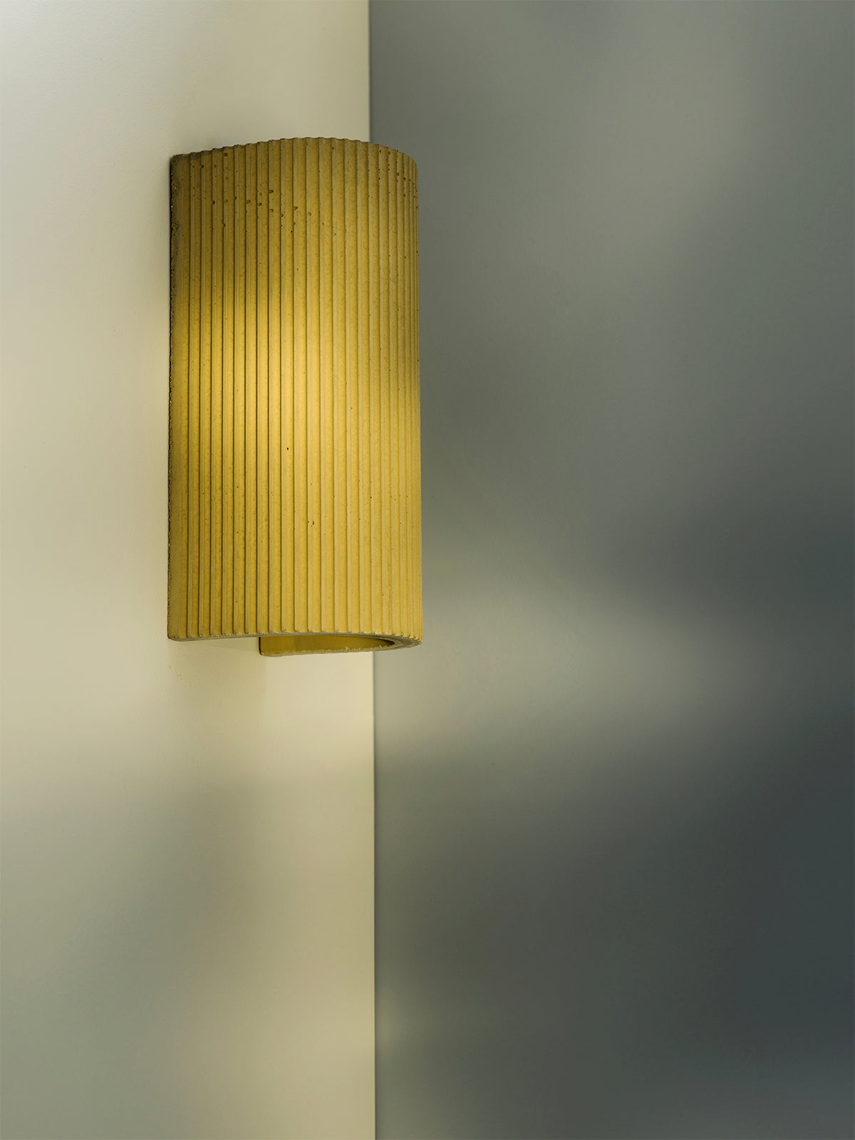 [S3] Wall Light Fluted & Colorful still 35