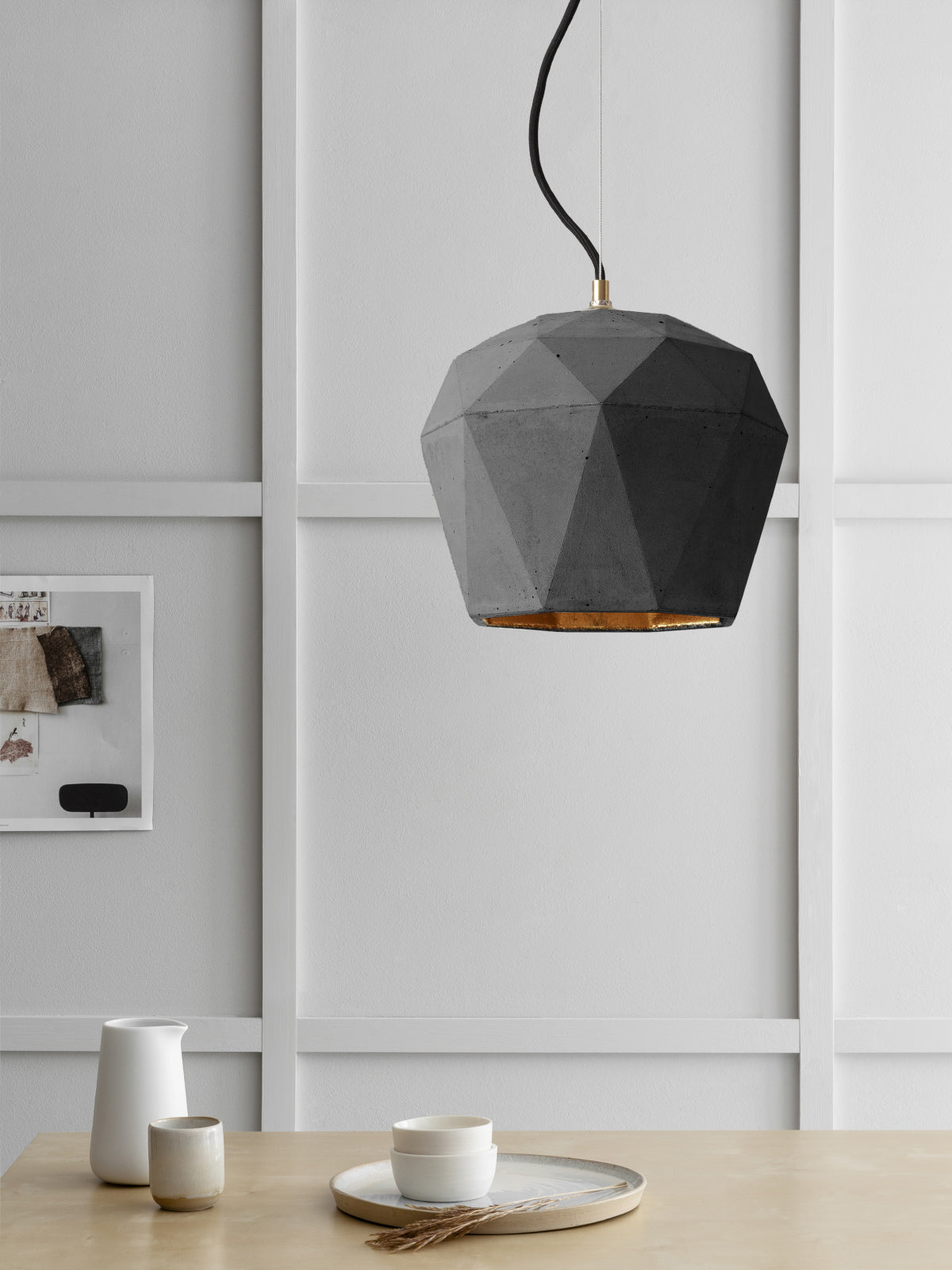 [T4] Dark Pendant Light Triangle  Big still 8