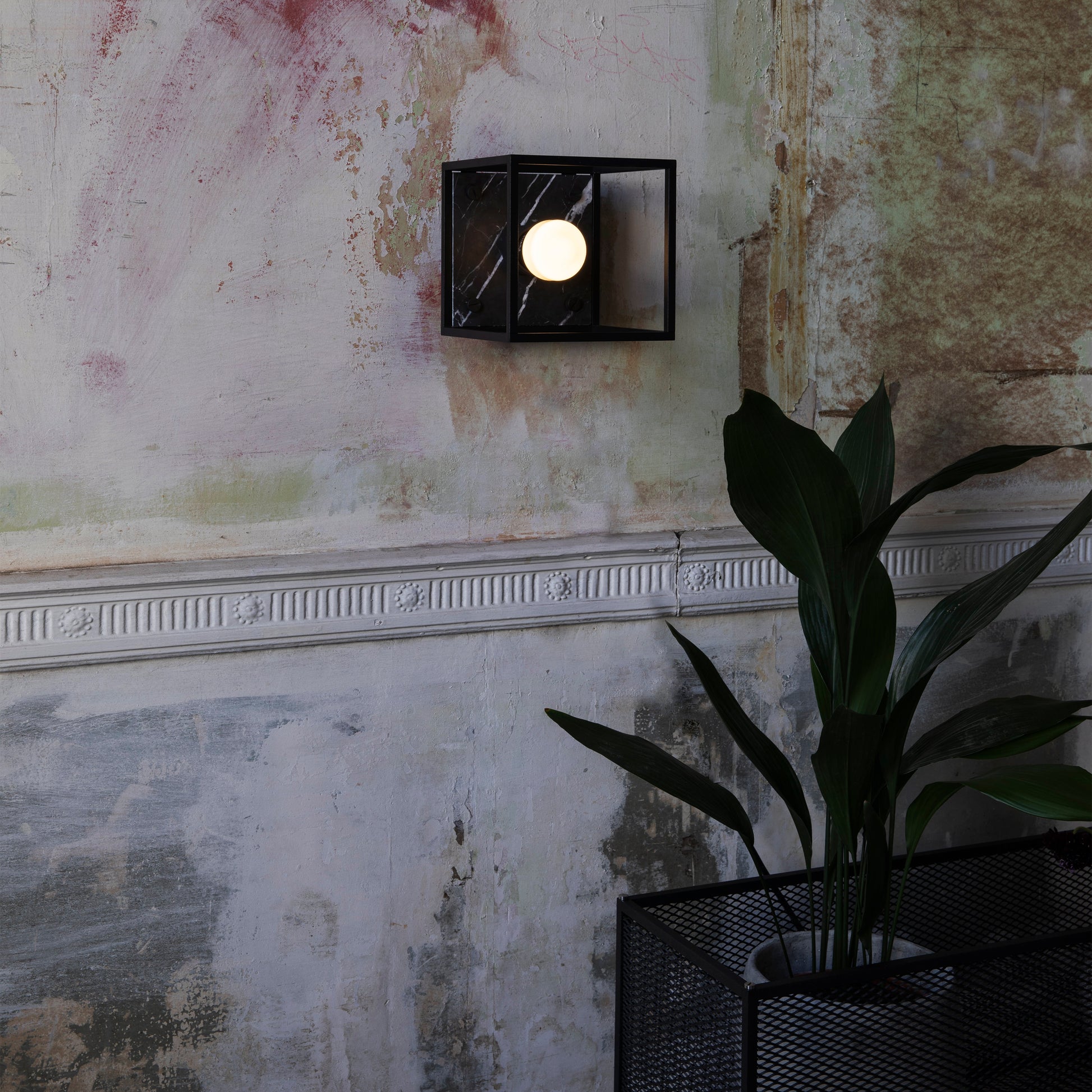 Caged Wall/ Small black marble lifestyle image 