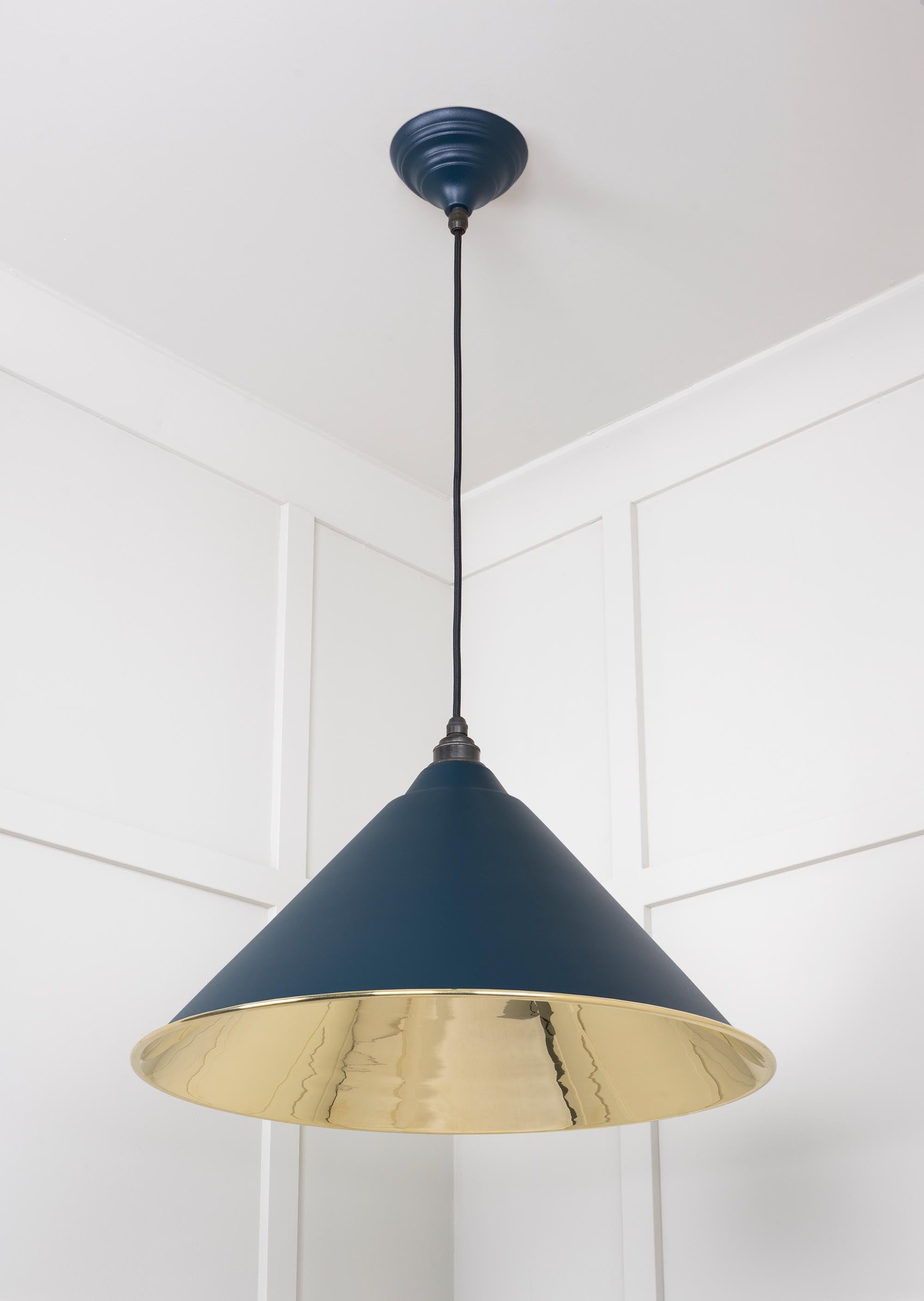 Smooth Brass Hockley Pendant Light Dusk, Underside.