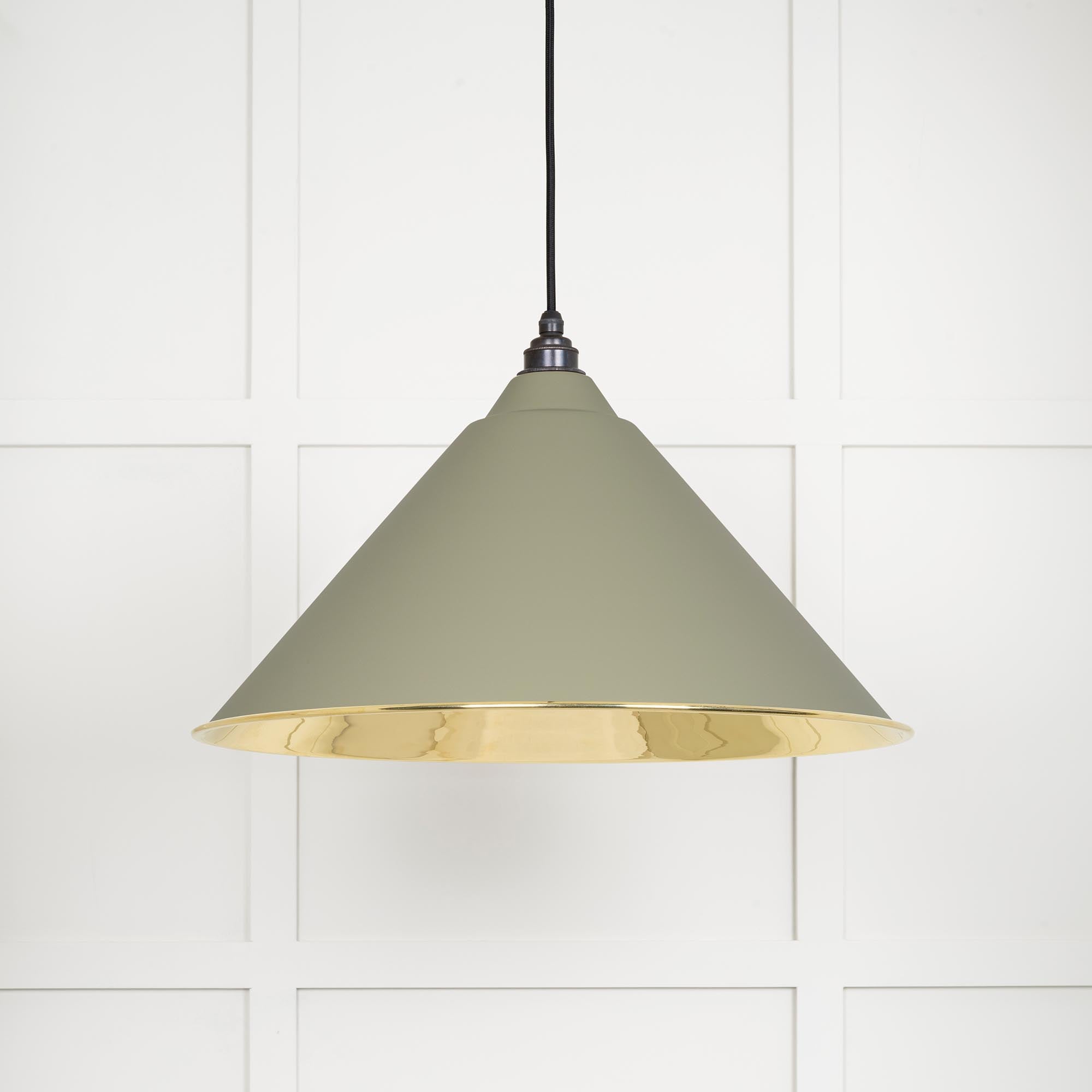 Smooth Brass Hockley Pendant Light Tump, Front Side.