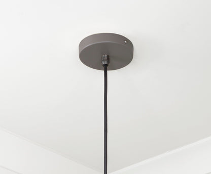 Smooth Brass Frankley Pendant Light Bluff, close up view of fitting and cable.