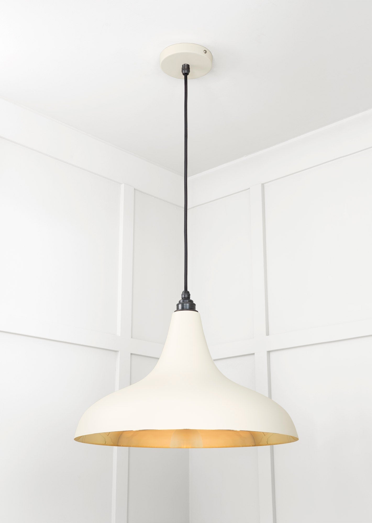 Smooth Brass Frankley Pendant Light Teasel, Underside.